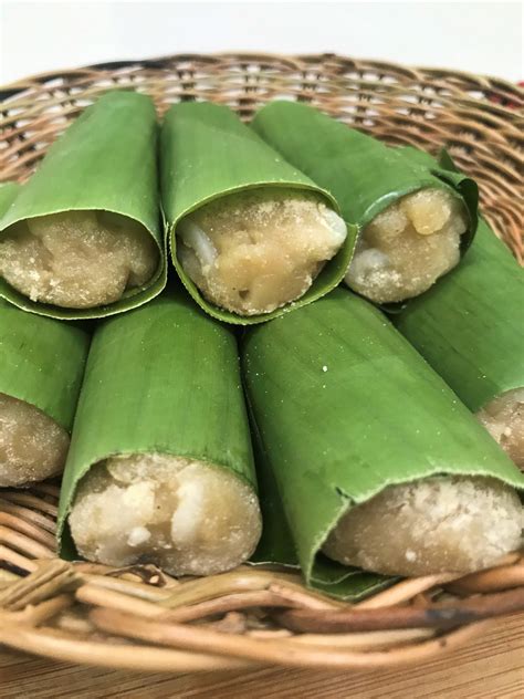 Sold in asian markets across the u.s., this flour is known for its ability to absorb any liquid it comes into contact with, resulting in the creation of a slightly. Espasol in 2020 | Filipino snacks, Glutinous rice flour ...