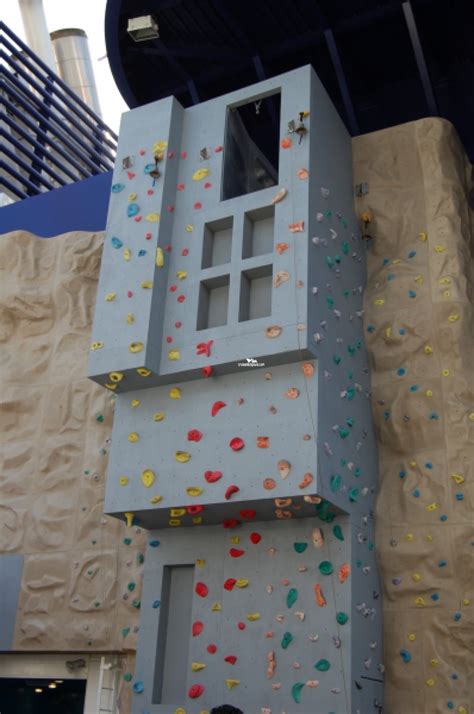 Norwegian Epic Climbing Wall Pictures