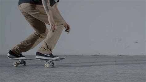 How To Bs 180 Ollie Skateboard Trick Tip Skatedeluxe Blog