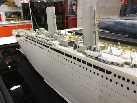Rms Titanic Ocean Liner Wled Lighting By Trumpeter