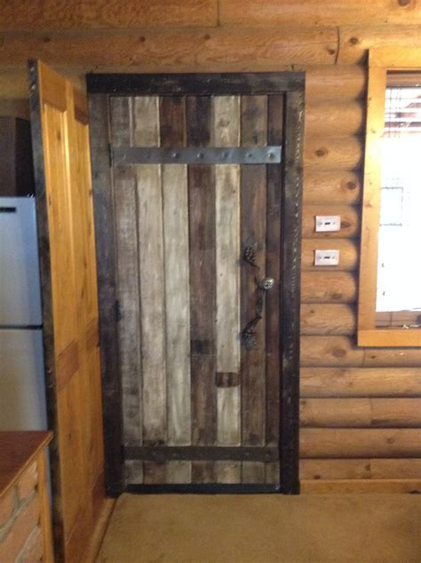 Rustic Inside Of Front Door Log Cabin Pinterest