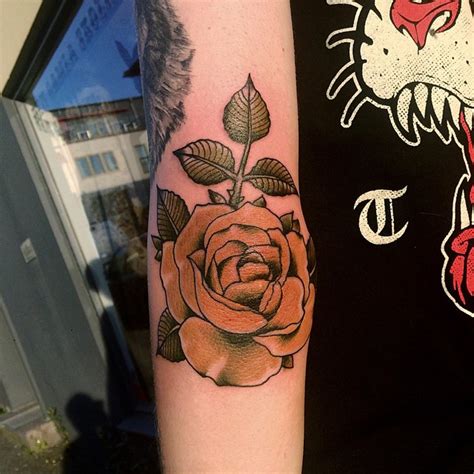 50 Unique And Cool Elbow Tattoo Designs For Every Occasion