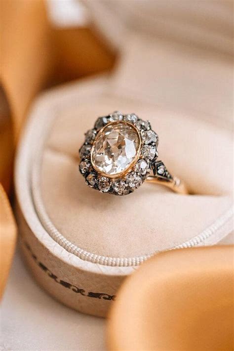 33 Sophisticated Vintage Engagement Rings To Prove Your Love Oh So