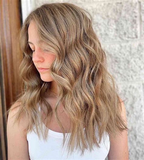17 Dishwater Blonde Hair Colors Youll Want To Show Your Hair Colorist