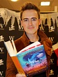 McFly's Tom Fletcher says books are vital to tots' future success as he ...