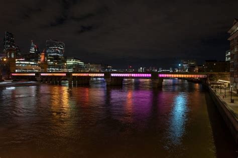 Illuminated River Project Thames Bridges Get A Glow Up