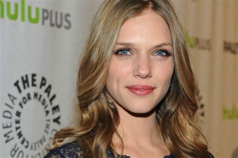 Tracy Spiridakos Joins Cast Of Chicago Pd
