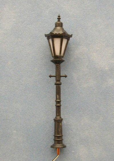Victorian Street Lamp Off 66