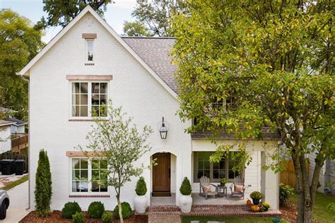 Pin By Nicole Ash On Home House Paint Exterior White Exterior Paint