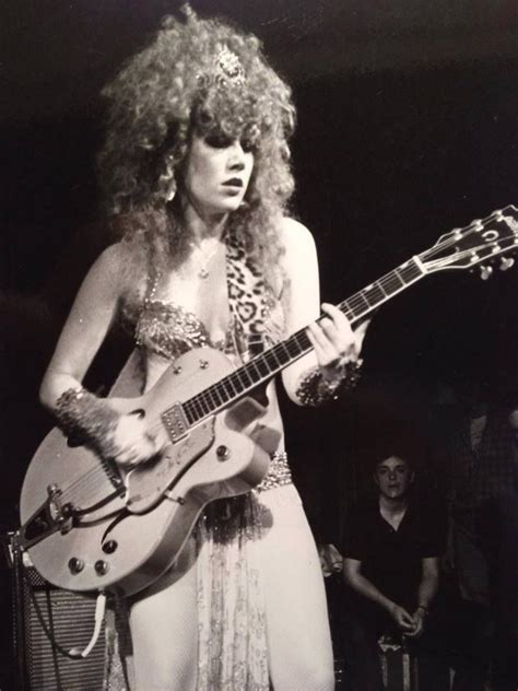 Poison Ivy The Cramps The I Beam San Francisco 1986 Photo By David Tinsley Female Guitarist