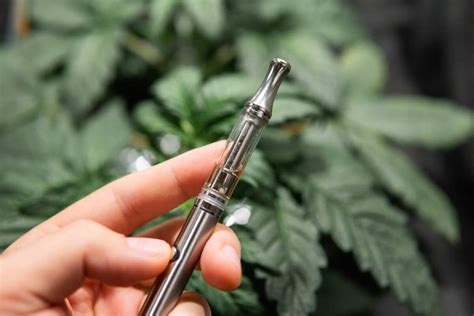 How To Choose The Right Thc Vape Pen Startisanat