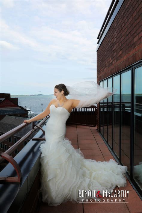 A Wedding At The Boston Marriott Long Wharf Benoit Mccarthy Photo