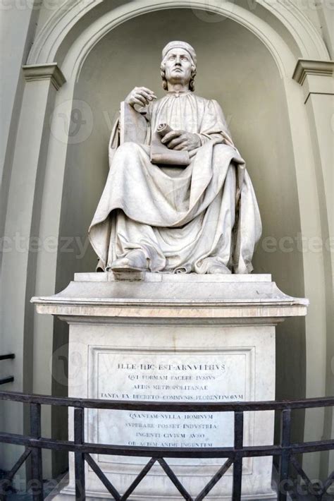 Arnolfo Di Cambio Statue Florence 20209167 Stock Photo At Vecteezy