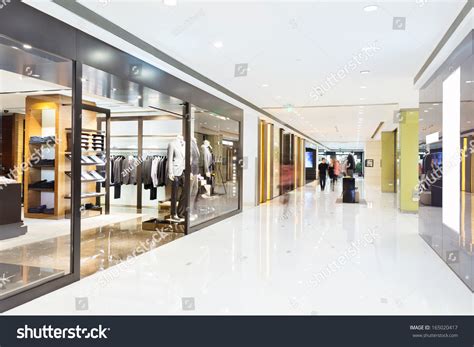 10228 Shopping Mall Hallway Images Stock Photos And Vectors Shutterstock
