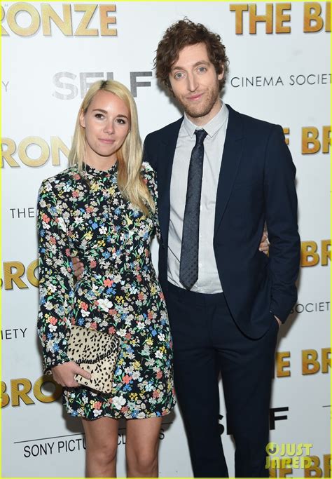 Thomas Middleditch And Wife Mollie Gates Are Swingers Photo 4354607 Pictures Just Jared