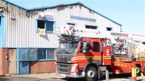 Firefighters Dampening Down After Brierley Hill Factory Fire Youtube