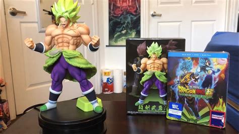 The saga had some mighty power levels, also more accurately known as battle power, are those pesky numbers you see fans as soon as goku turns super saiyan, the fight with freeza is over. Dragon Ball Cyokoku Buyuden Super Saiyan Broly Full Power ...