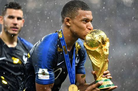 world cup 2018 kylian mbappe and co lift trophy in rain after france s free hot nude porn pic