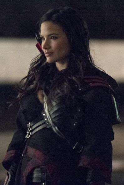 Arrow Nyssa Al Ghul Good Shot Of Her Shirt And More Of The Leather
