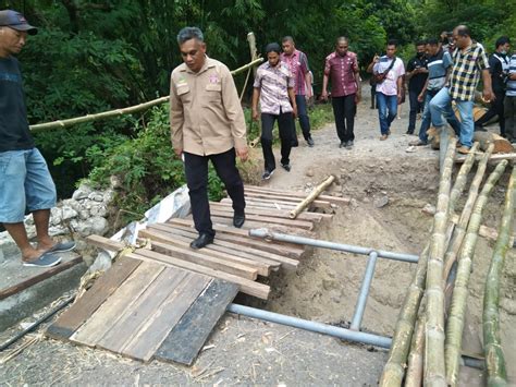 Bupati Sikka Instruksikan Bpbd Segera Tangani Jembatan Jebol Di Wolowiro Suarasikka