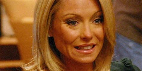 Kelly Ripa Net Worth 2020 Height Age Bio And Facts