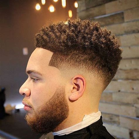 A flat top haircut refers to cutting the hair on the top of the head to form a horizontal plane when the hair is styled. Twists Sponge is a very easy hairstyle to Make, and you can either do it with unprotected hands ...