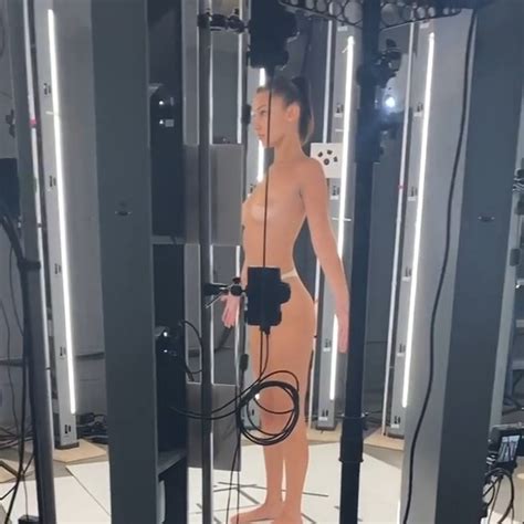 Bella Hadid Nude In 3d Scanning 6 Photos Videos The Fappening