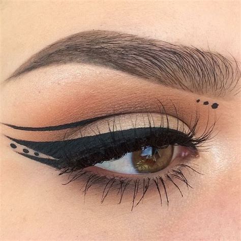Eyeliner Tutorials Youll Be Thankful For Makeup Tutorials And Tips