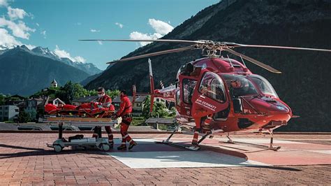 Air Zermatt Mit Mehr Rettungsflügen Wegen Sommerlichem Wetter Swi