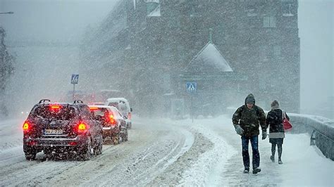Heavy Snow Brings Stockholm To A Standstill Radio Sweden Sveriges Radio