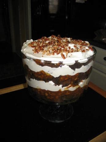 This was our second time to paula deen's and same as the first time we were not disappointed. Paula Deens Turtle Trifle Recipe - Food.com