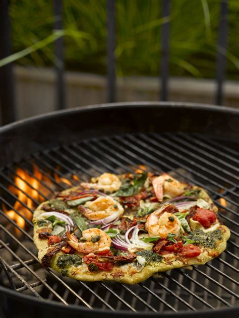 Then we added a layer of red onion… 6. The Discerning Gent's guide to the BBQ | Elysium Magazine