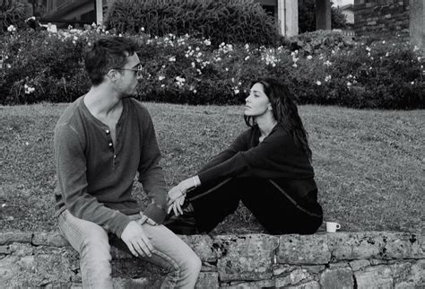 Belen aveva anche espresso il desiderio che fosse una femminuccia questa volta, dopo l'esperienza con un figlio maschio, santiago, avuto dal ballerino domani pomeriggio, belen sarà ospite del salotto di verissimo, condotto da silvia toffanin e proprio nella trasmissione svelerà il sesso del nascituro. Belen e Antonino, prove di famiglia con Santiago ...