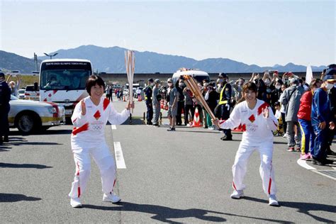 The site owner hides the web page description. ＜聖火リレー＞聖火ランナーを務めた吉田さんが母・幸代さん ...