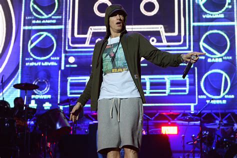 Eminem Addresses Critics On New Remix Bitch Suck My