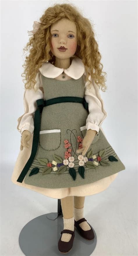 Lot Maggie Made Amy By Maggie Iacono 16 12 All Felt Doll With