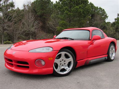 A staple of the detroit auto industry, its history spans over 100 years, from competing with the ford model t with its own model. 1994 Dodge Viper Base coupe convertible 2-Door 8.0L ...