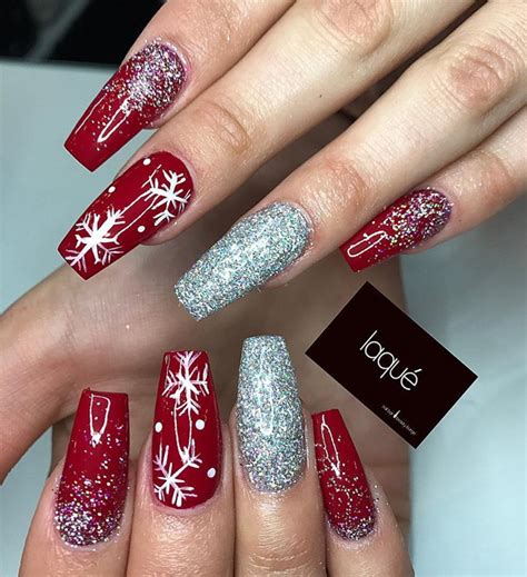 65 Best Christmas Nail Art Ideas For 2020 For Creative Juice