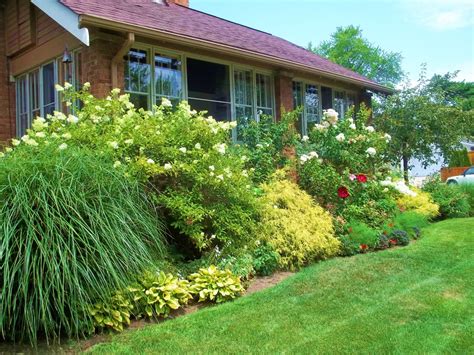 Digging In The Dirt A Cottage Style Garden