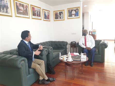 Ambassador Baraka Luvanda Meets Honorary Consul Of Tanzania In Mumbai