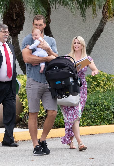 His son charlie axel was born about 20 months after sam. Tiger Woods shares dinner with girlfriend Erica and kids ...