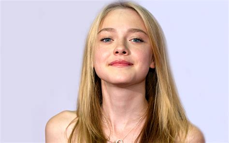 Dakota Fanning Wallpapers Pictures Images