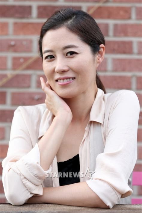 Find and follow posts tagged 문소리 on tumblr. 문소리, 이번에는 재판관..'배심원'서 국민참여재판 이끈다- 스타 ...