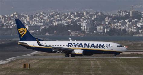 Ryanair Defends Cabin Crews Handling Of Racist Rant On Flight