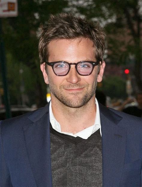 33 Celebrities In Geeky Glasses That Are Chic Clicky Pix Celebrities With Glasses Bradley
