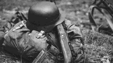 A 88 Ans Il Retrouve Les Ossements D Un Soldat Allemand Mort En 1944
