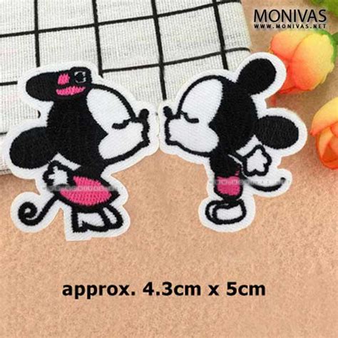 Mickey And Minnie Kissing Couple Iron On Patch Monivas