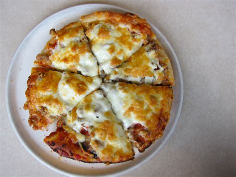 YEG Pizza Odyssey #5- Royal Pizza vs Dallas Pizza