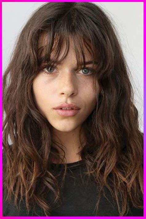 25 Womens Short Hairstyles With Long Fringe Hairstyle Catalog
