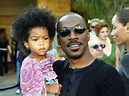 Eddie Murphy's Granddaughter Evie Shows Adorable Ponytail & Tiny Teeth ...